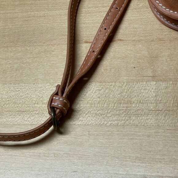 Universal Thread Brown Shoulder Bag EUC - Picture 2 of 10